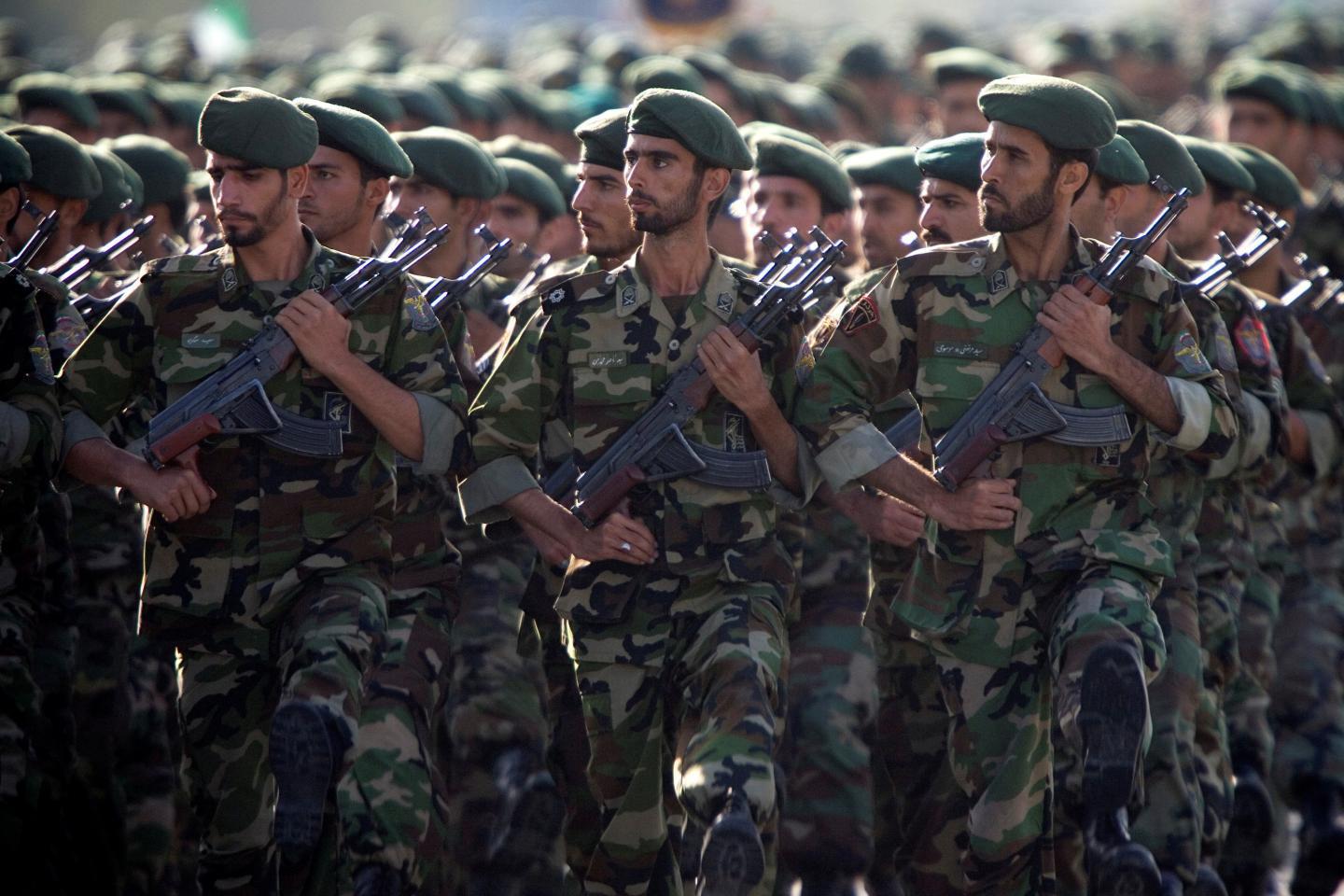 ifmat - Iran's revolutionary guards threaten to attack US military