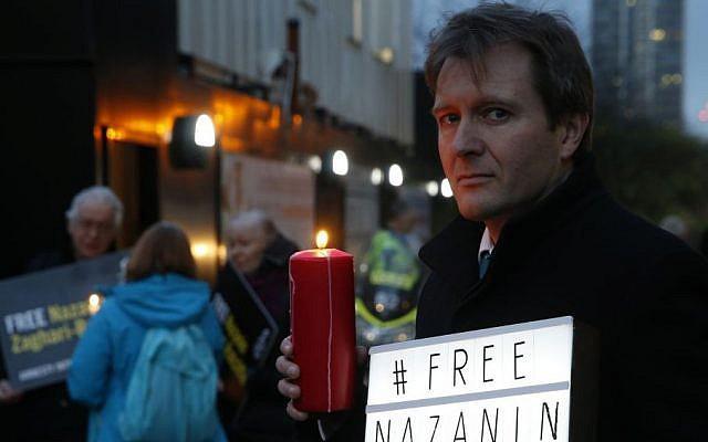 ifmat - UK protest for two citizens held in Iran