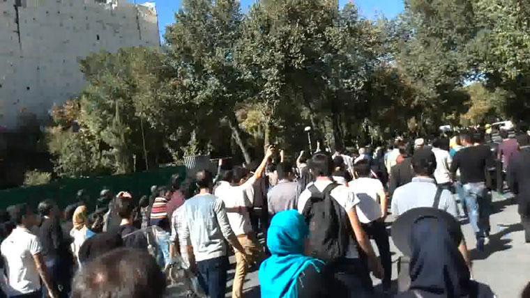 ifmat - Iran protests continue for fourth day