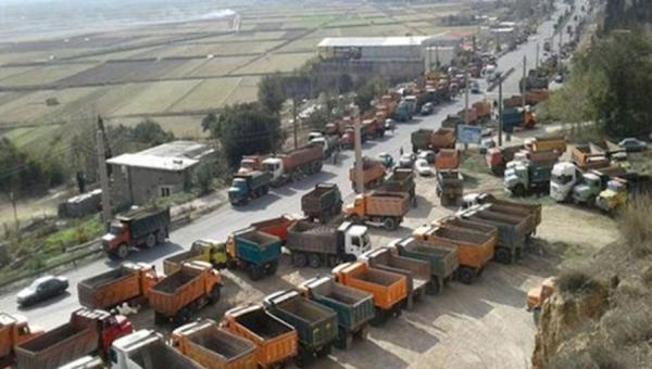 ifmat - Striking truck drivers crippling Iranian regime