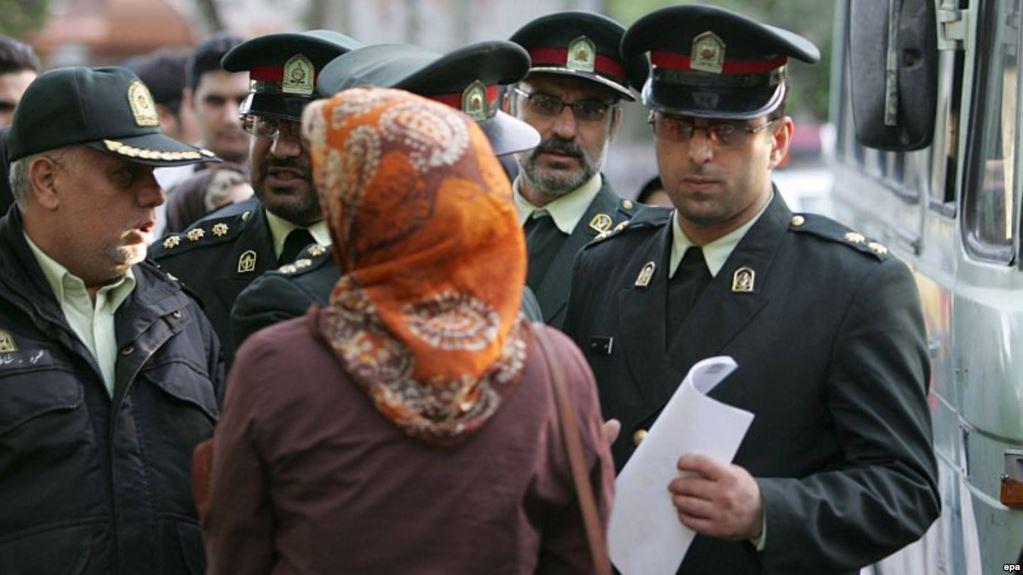 Violent Assaults On Iranian Women Over Dress Code By The Morality