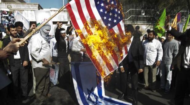 ifmat - Protesters in Iran burn Israel and US flags