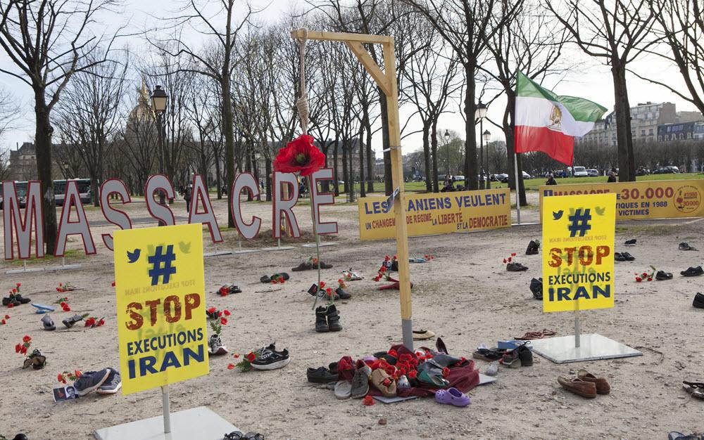ifmat - iran Regime hangs three prisoners in Bandar Abbas
