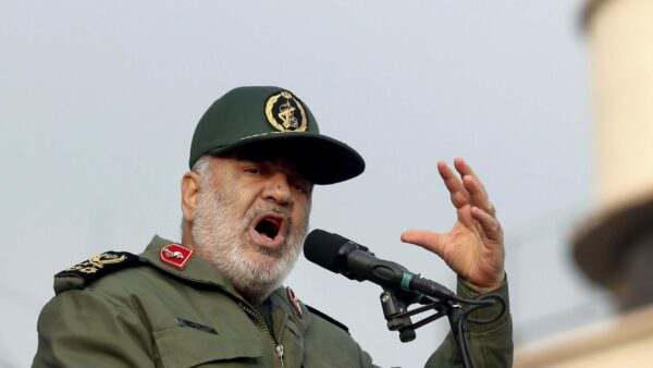 ifmat - Iranian commander threatens to destroy everyone