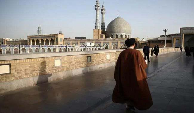 ifmat - Iranian cleric blames Trump for coronavirus outbreak in Qom