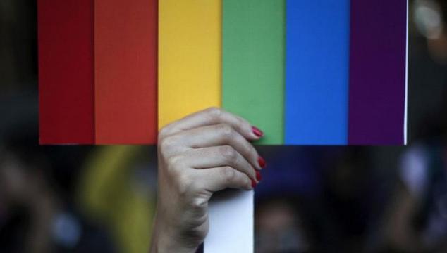 ifmat - Iran general says US in crisis due to gay presidential candidate