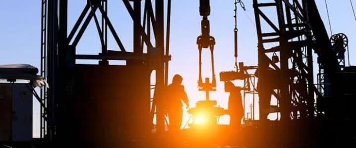 ifmat - China signs series of deals to develop supergiant oilfield in Iran