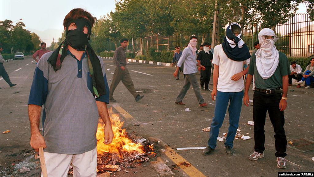 ifmat - Remembering The July 1999 Iran Student Movement