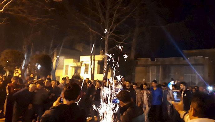 ifmat - Iran fire festival continues in spite of authorities threats