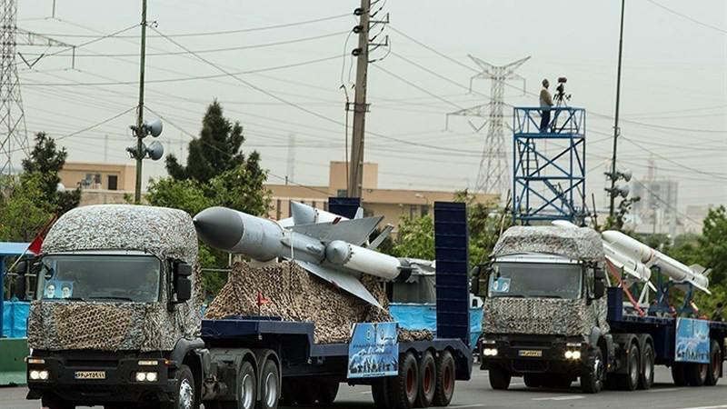 ifmat - Iran army unveils new missiles and artillery systems in military parade