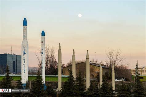 ifmat - Iran destroys target with ballistic missile in terrifying warning as US nuke tensions soar