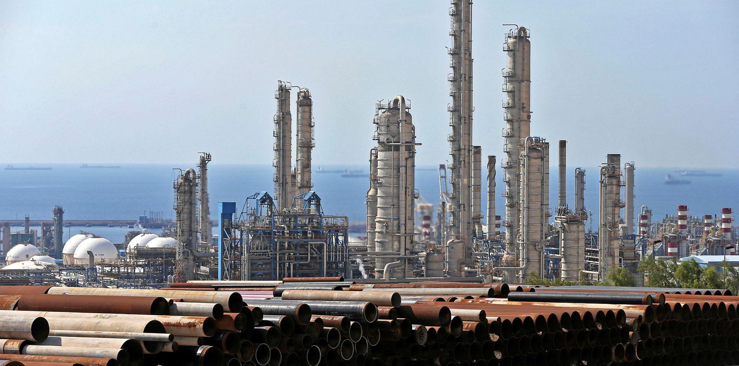 ifmat - Iran moves ahead with 500 Million South Pars oil development deal