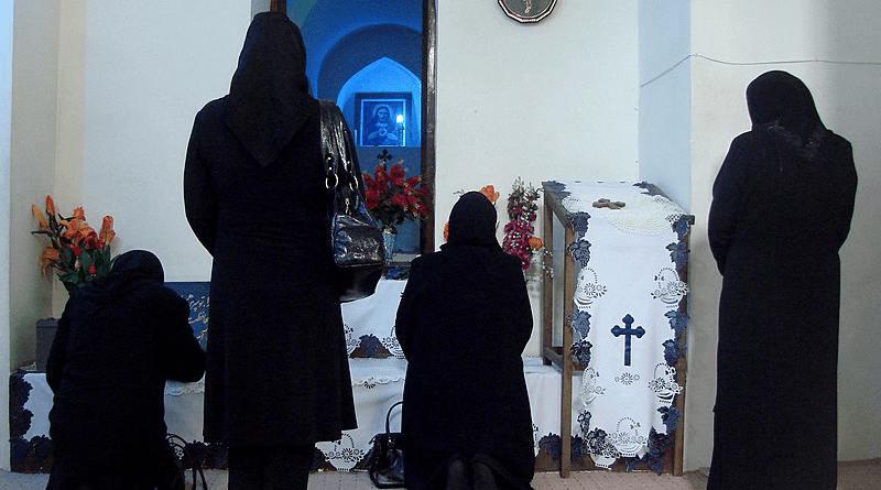 ifmat - Persecuted Christians struggle to practice their faith in Iran