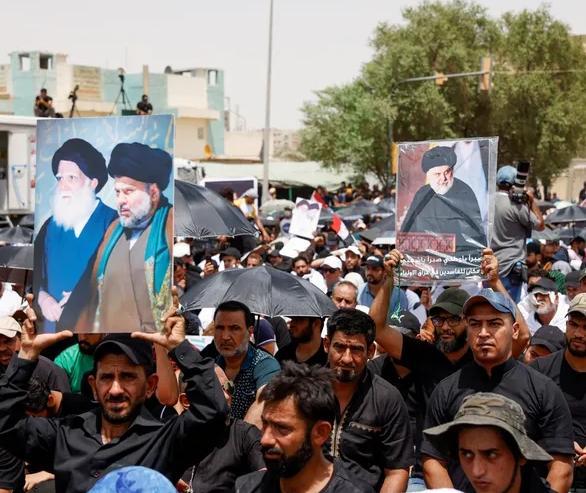 ifmat - Sadrist Iraqis opposing Iran expand protests to dissolve parliament