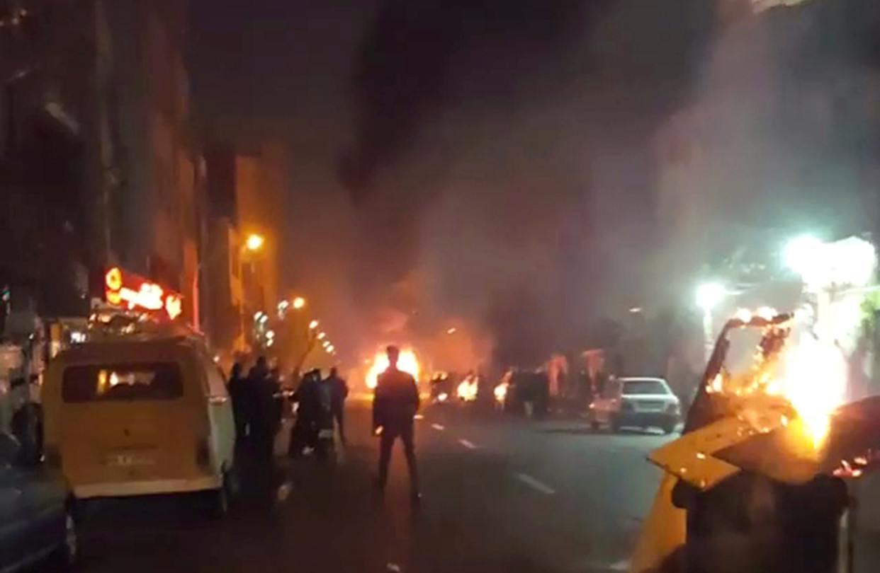 ifmat - Grassroot groups forming in Iranian cities as protests continue